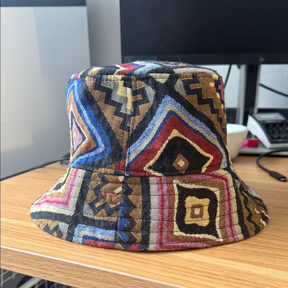 Vintage Quilt Pattern Bucket Hat